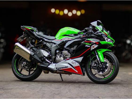 KAWASAKI NINJA ZX-6R 